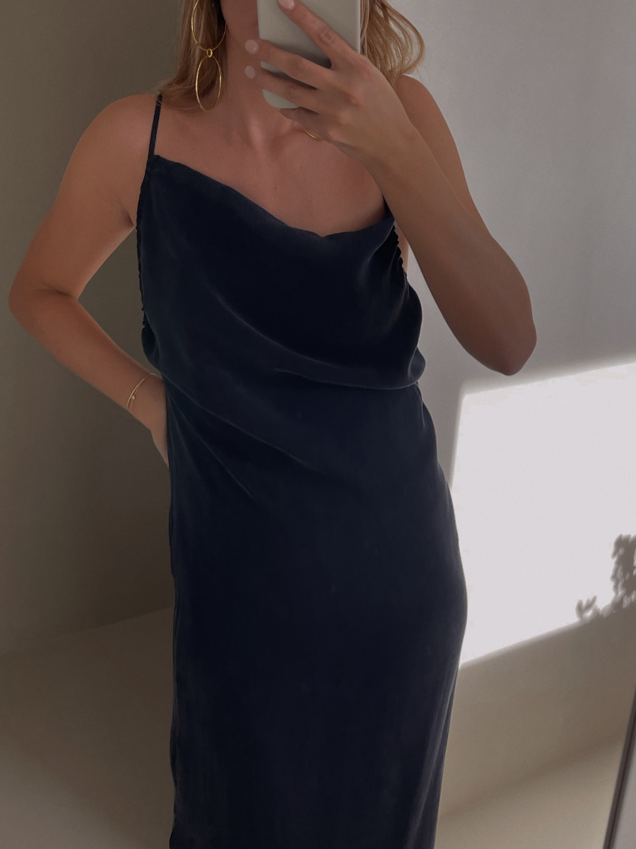 VESTIDO VICTORIA (PRE ORDER)
