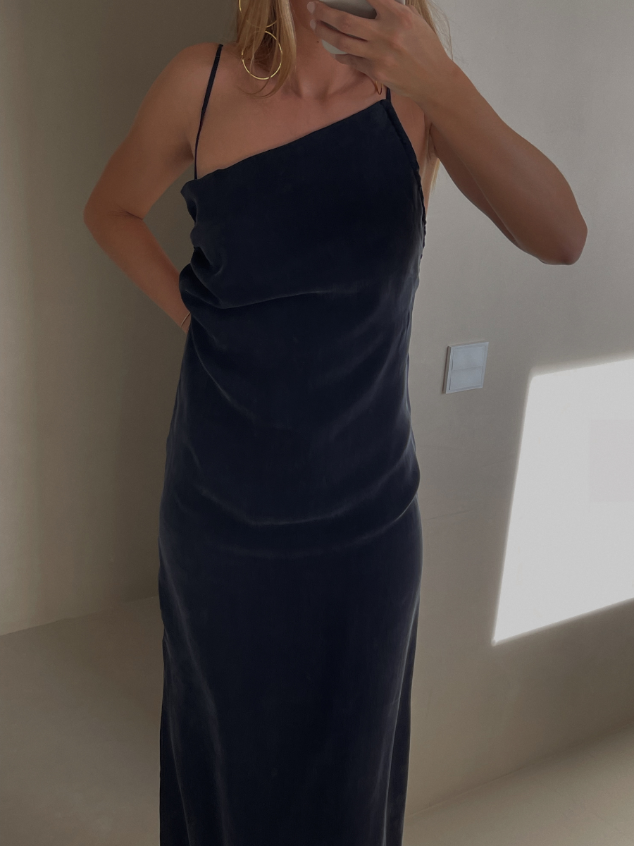 VESTIDO VICTORIA (PRE ORDER)