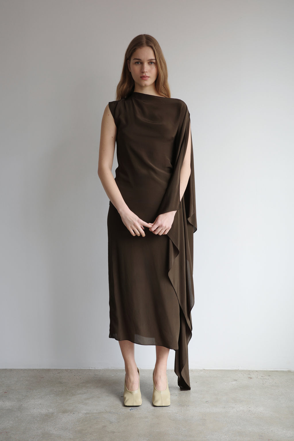 kristin dress in brown stretch suede reviews Kristin Cavallari's Tan Suede Jacket and Brown Dress