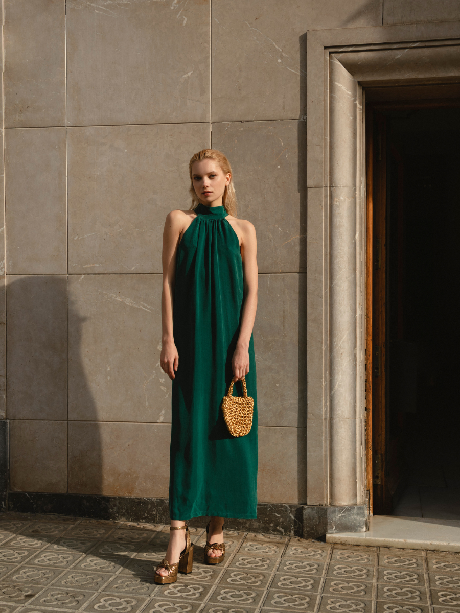 HALTER DRESS (PRE ORDER)