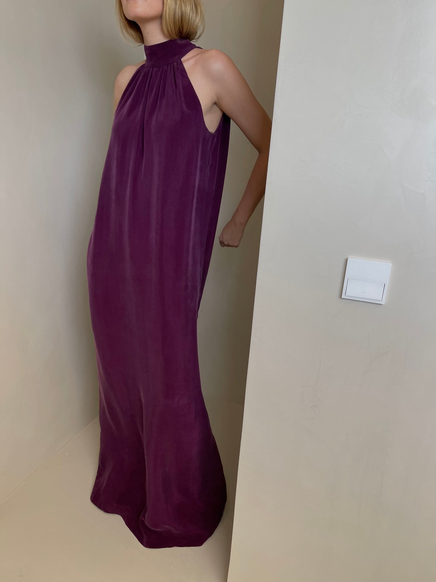 HALTER DRESS (PRE ORDER)